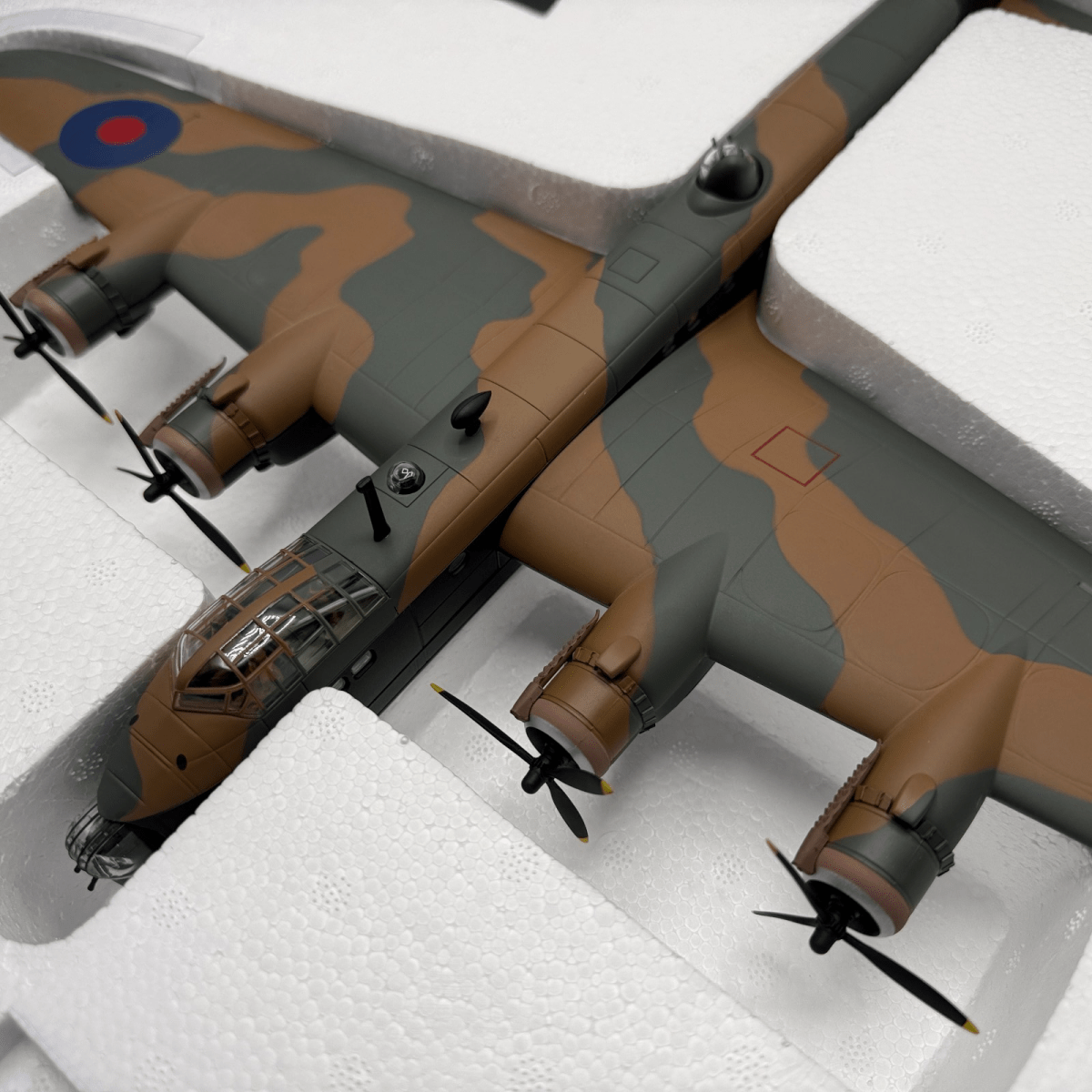 Corgi Aviation Archive 1:72 AA39502 Short Stirling MKI, F/Sgt Middleton - Corgi