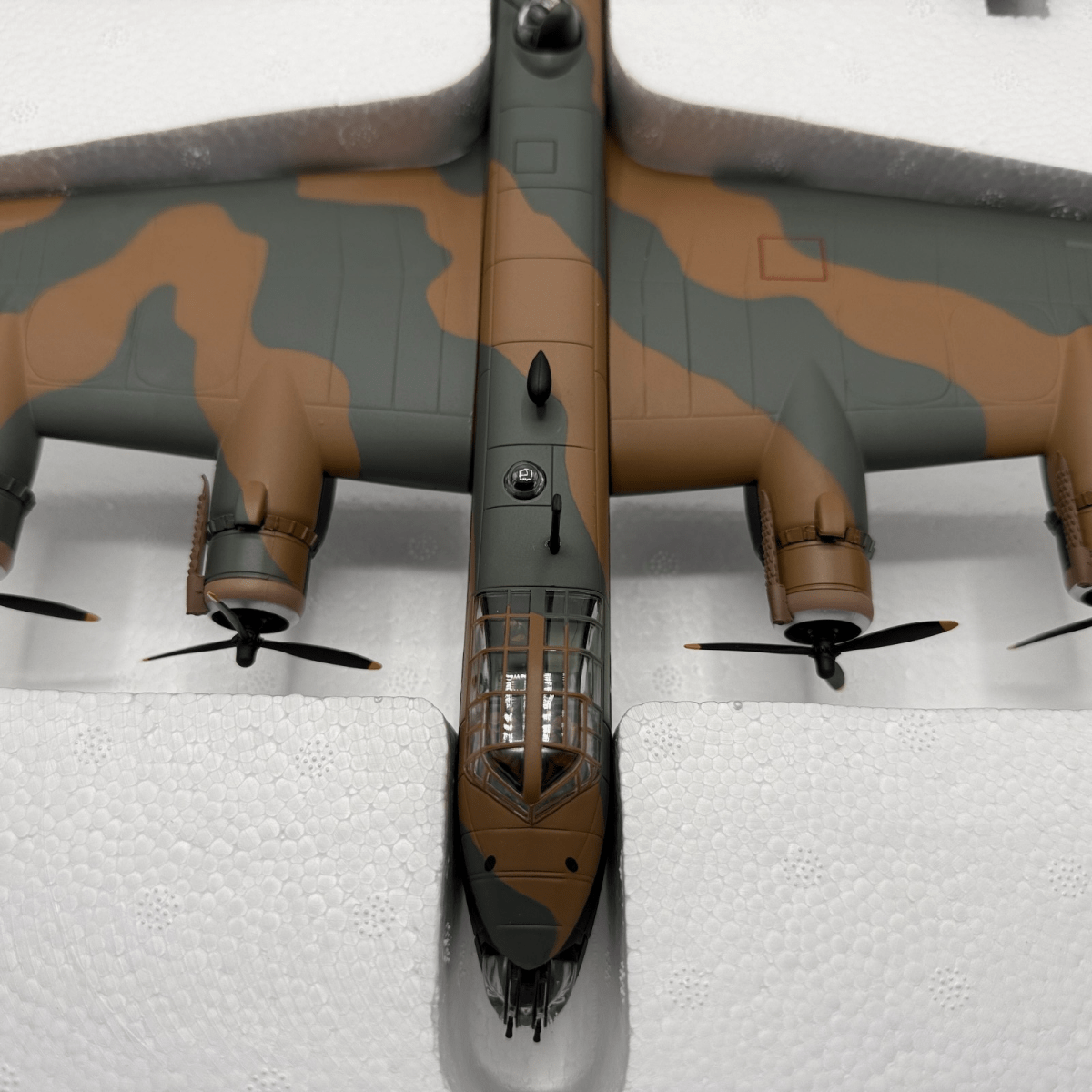 Corgi Aviation Archive 1:72 AA39502 Short Stirling MKI, F/Sgt Middleton - Corgi