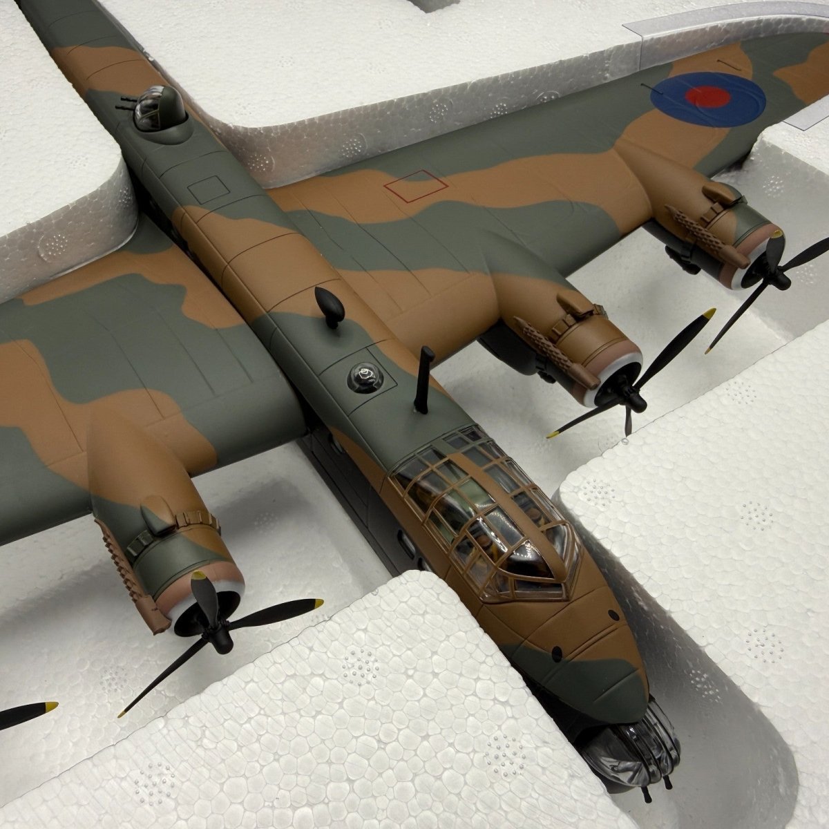 Corgi Aviation Archive 1:72 AA39502 Short Stirling MKI, F/Sgt Middleton - Corgi