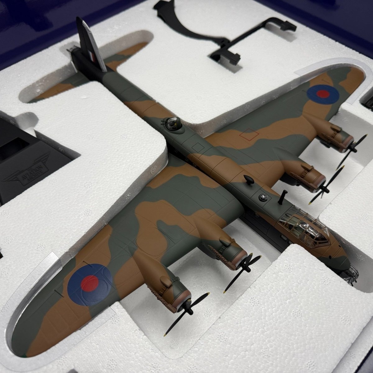 Corgi Aviation Archive 1:72 AA39502 Short Stirling MKI, F/Sgt Middleton - Corgi