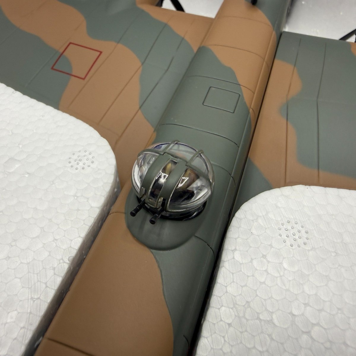 Corgi Aviation Archive 1:72 AA39503 Short Stirling MKIII, RAF 218 Sqn - Corgi