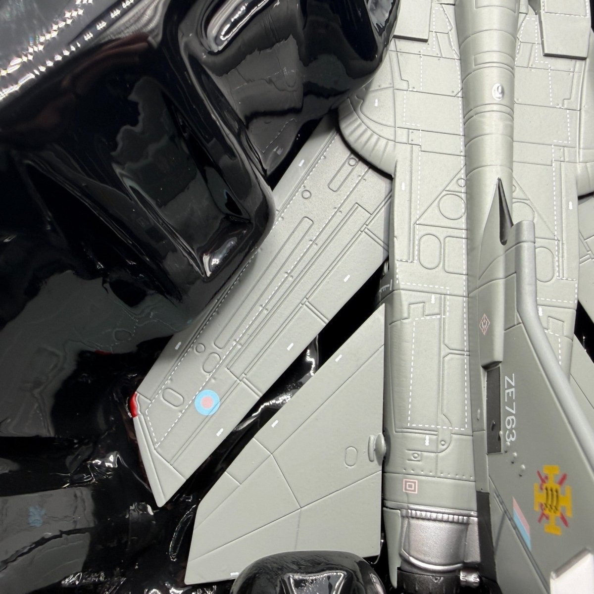 Corgi Aviation Archive 1:72 AA39801 Tornado F3, 111 Sqn, RAF Leuchars Scotland - Corgi