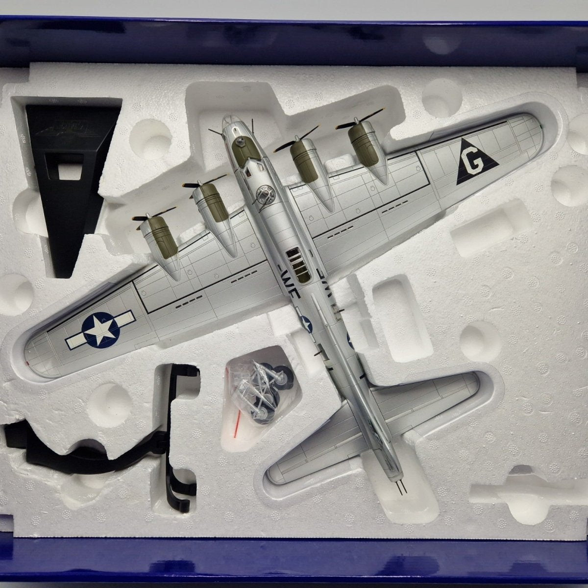 Corgi Aviation Archive 1:72 B - 17G 'FLAK EATER' Eighth Air Force AA33318 - The Collectables Vault