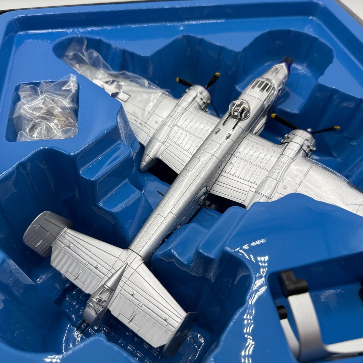 Corgi Aviation Archive 1:72 B - 25J Mitchell ' Bats Outta Hell' Diecast AA35303 - Corgi