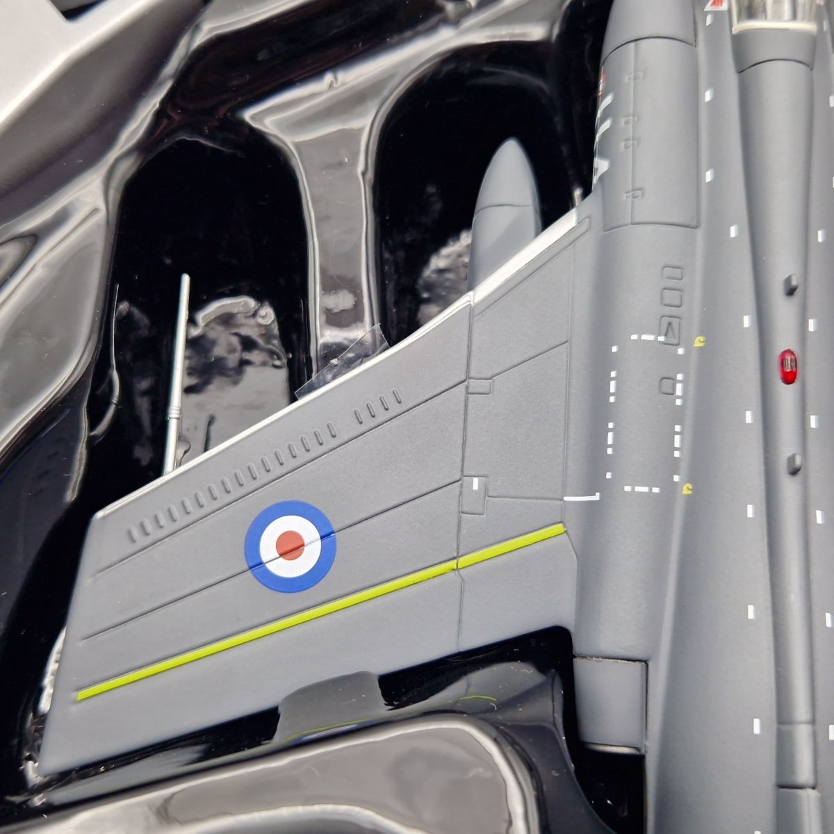 Corgi Aviation Archive 1:72 Buccaneer SMK2, 800 NAS 1971, AA34111 - The Collectables Vault