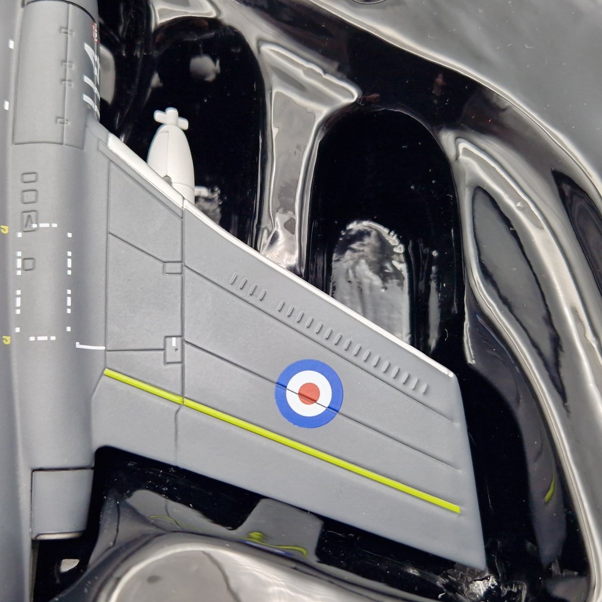 Corgi Aviation Archive 1:72 Buccaneer SMK2, 800 NAS 1971, AA34111 - The Collectables Vault