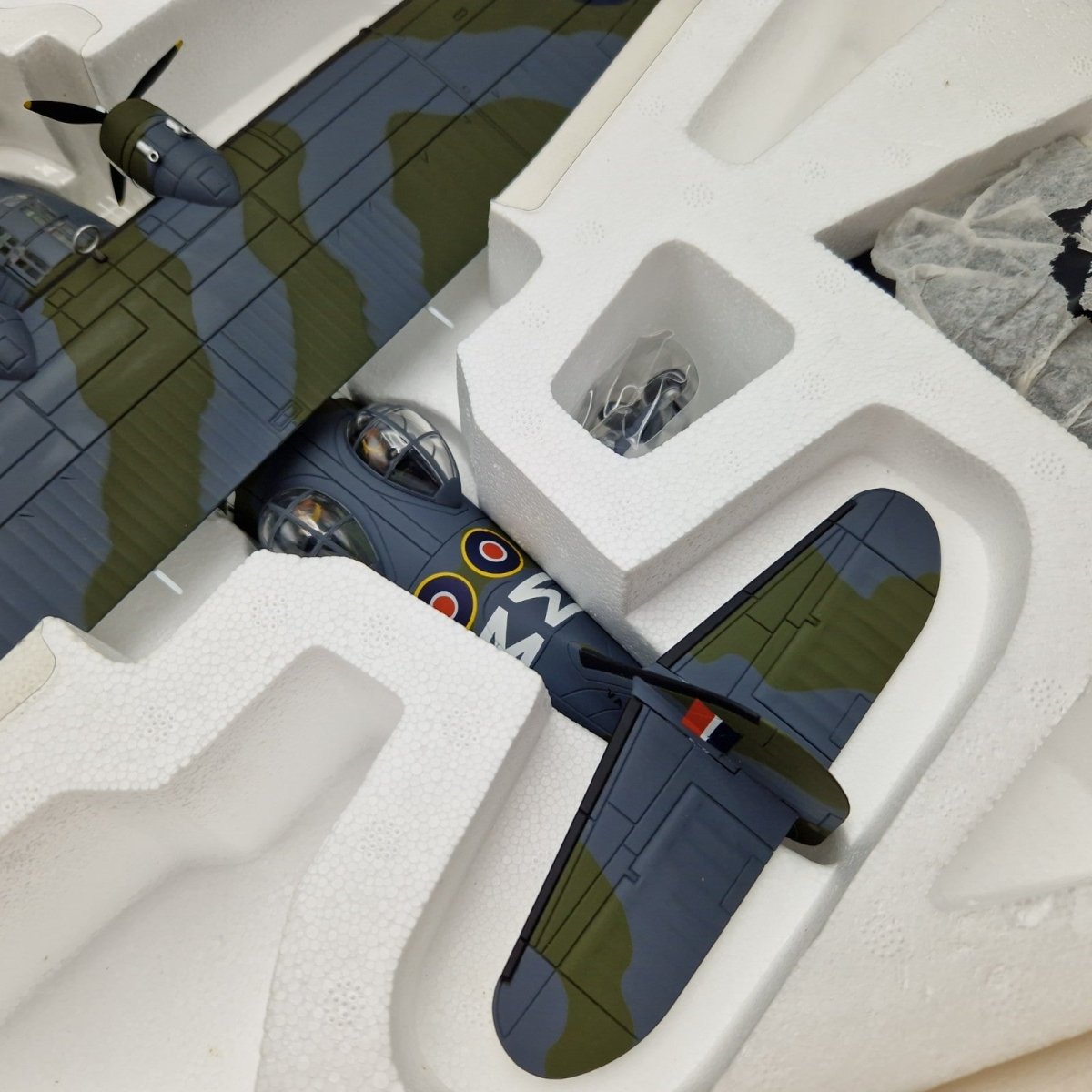Corgi Aviation Archive 1:72 Catalina, 209 Sqn, Pembroke Dock AA36101 - Corgi