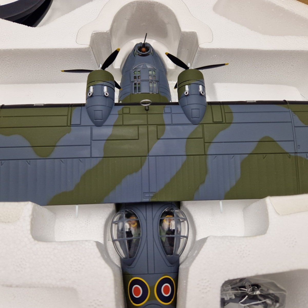 Corgi Aviation Archive 1:72 Catalina, 209 Sqn, Pembroke Dock AA36101 - Corgi