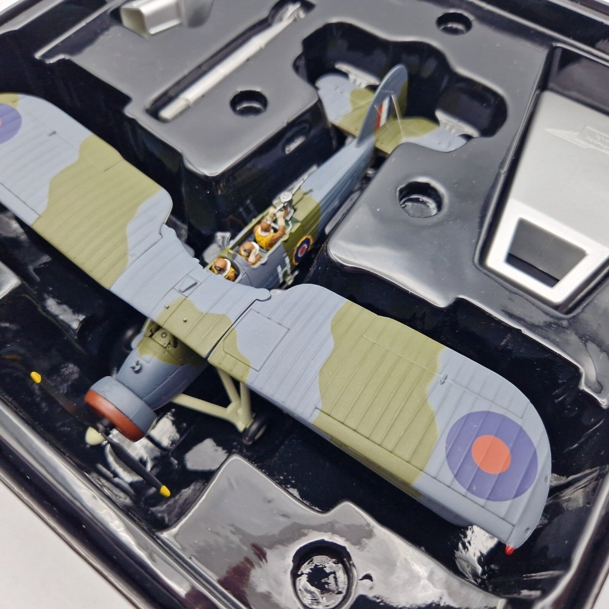 Corgi Aviation Archive 1:72 Fairey Swordfish 825 Sqn, Diecast Model AA36308 - Corgi