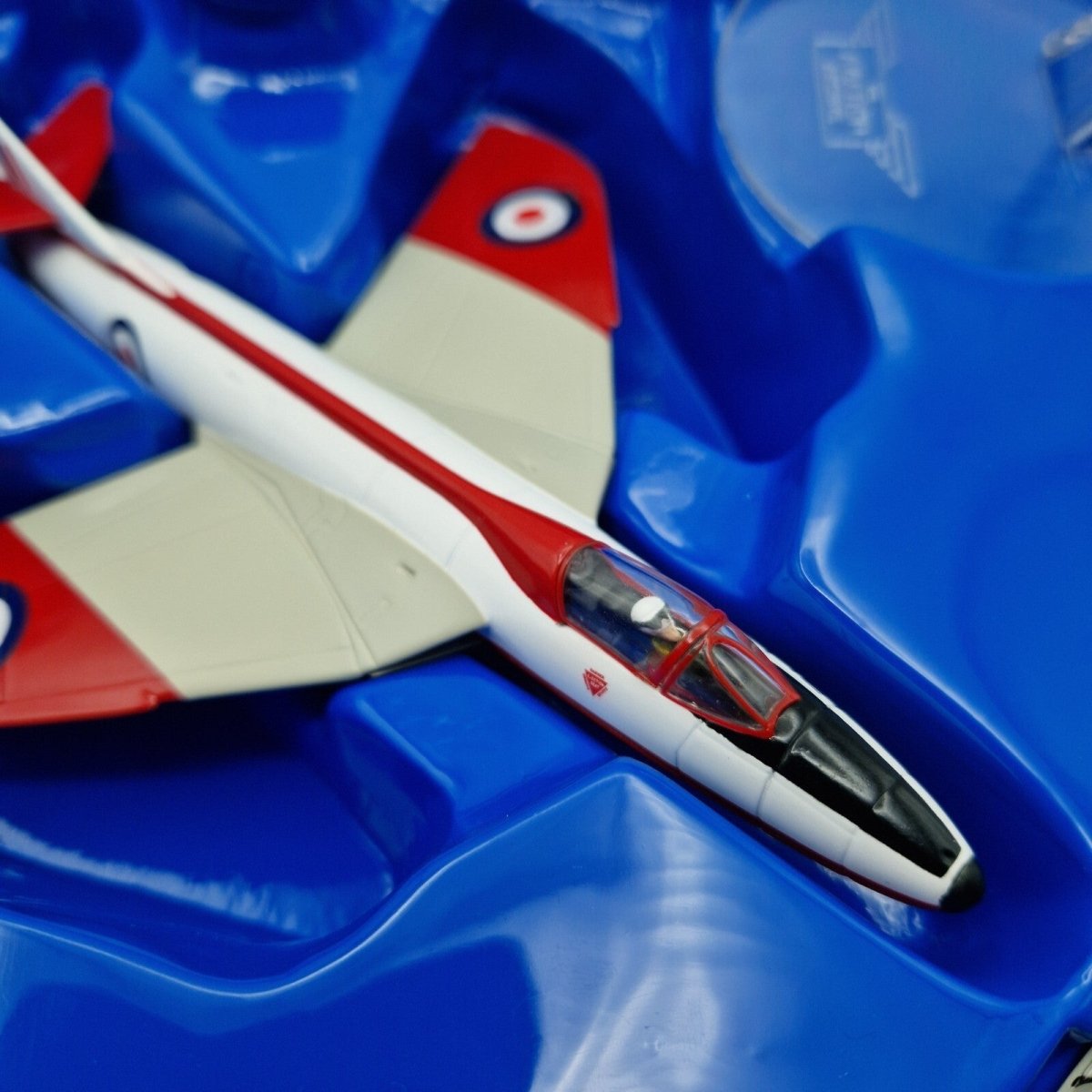 Corgi Aviation Archive 1:72 Hawker Hunter Mk6 4FTS 1973 Diecast Model 49803 - Corgi