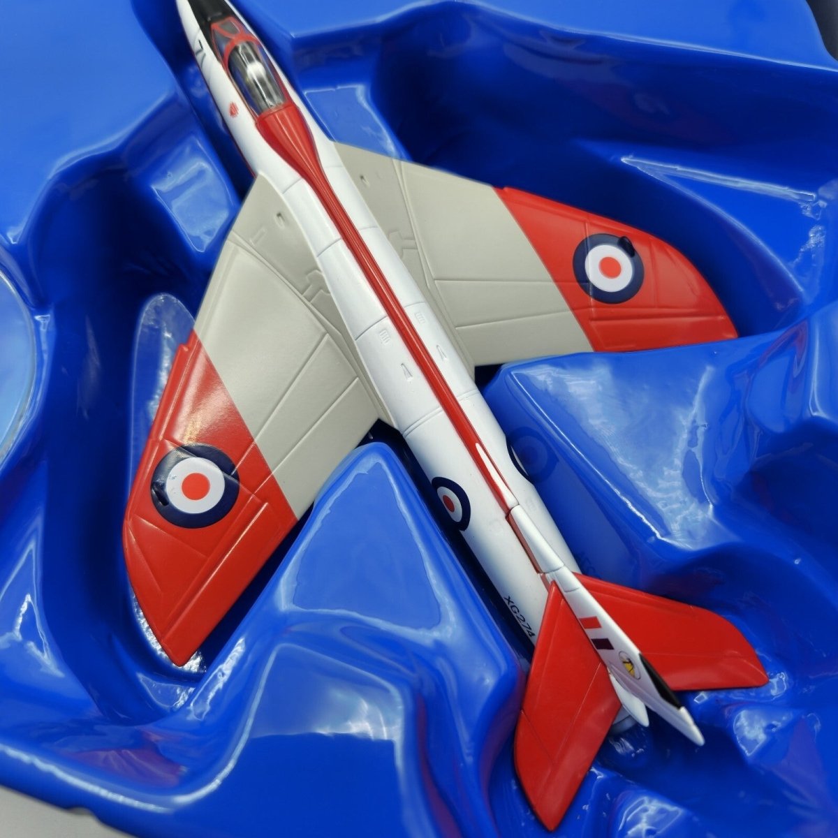 Corgi Aviation Archive 1:72 Hawker Hunter Mk6 4FTS 1973 Diecast Model 49803 - Corgi