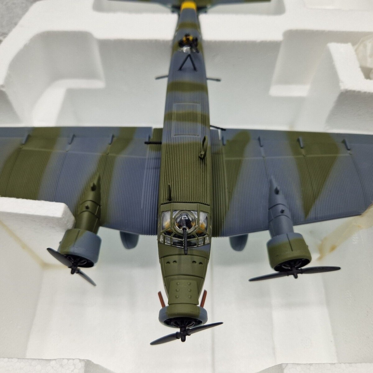 Corgi Aviation Archive 1:72 Junkers JU.52/3MG7E(MS),MSGr1,PD+KH Hungary 1944 AA36902 - Corgi