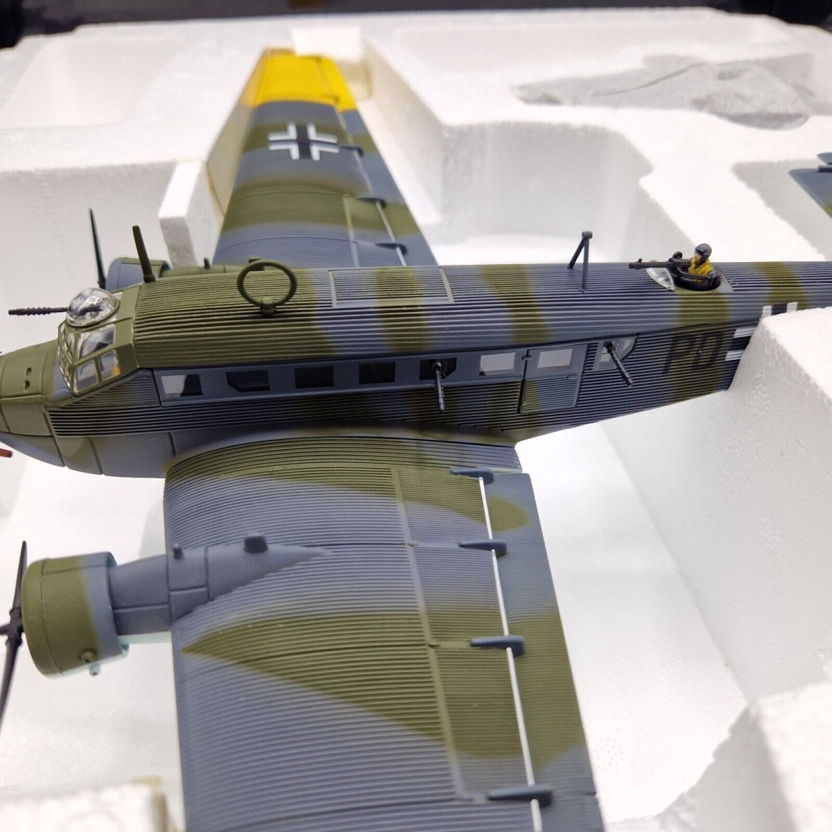 Corgi Aviation Archive 1:72 Junkers JU.52/3MG7E(MS),MSGr1,PD+KH Hungary 1944 AA36902 - Corgi