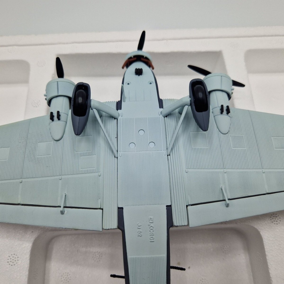 Corgi Aviation Archive 1:72 Junkers JU.52/3MG7E(MS),MSGr1,PD+KH Hungary 1944 AA36902 - Corgi