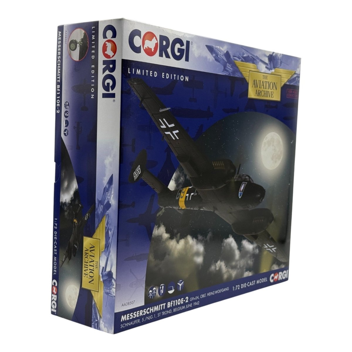 Corgi Aviation Archive 1:72 Messerschmitt Bf110E - 2, Belgium June 1942, AA38507 - Corgi