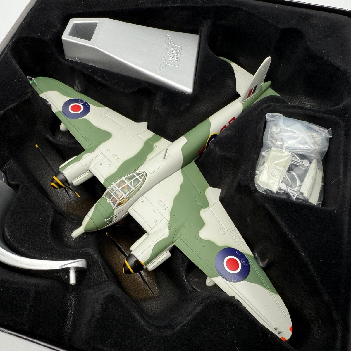 Corgi Aviation Archive 1:72 Mosquito FBVI, 515 Sqn 1945, AA32815 - Corgi