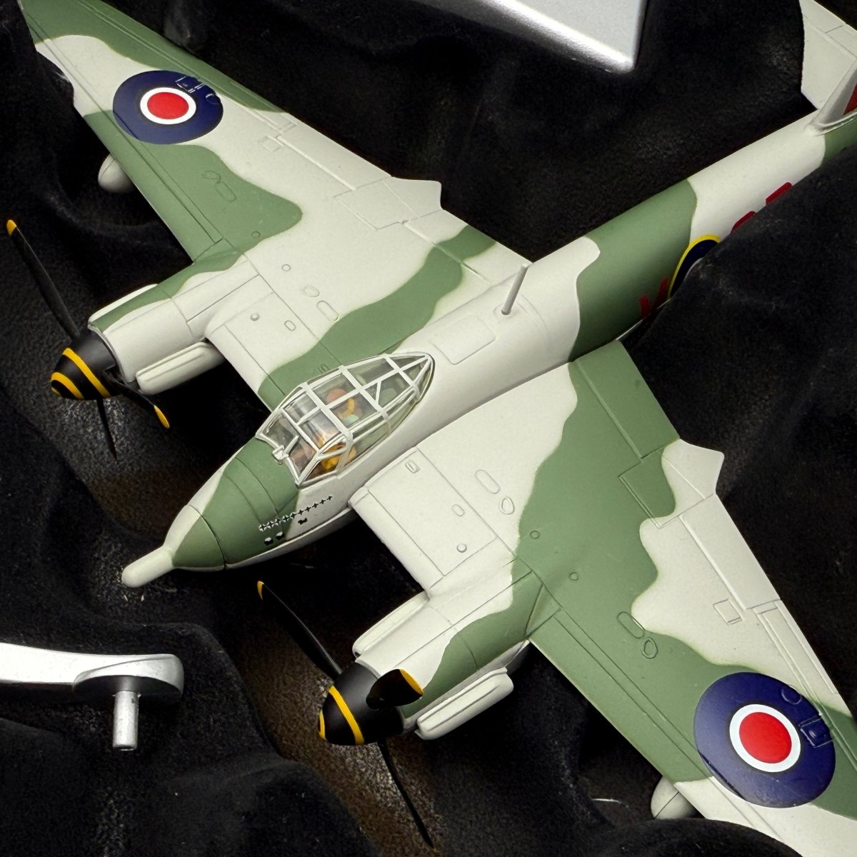 Corgi Aviation Archive 1:72 Mosquito FBVI, 515 Sqn 1945, AA32815 - Corgi