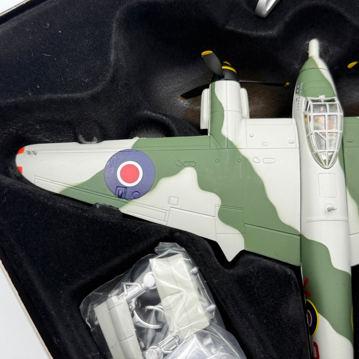 Corgi Aviation Archive 1:72 Mosquito FBVI, 515 Sqn 1945, AA32815 - Corgi