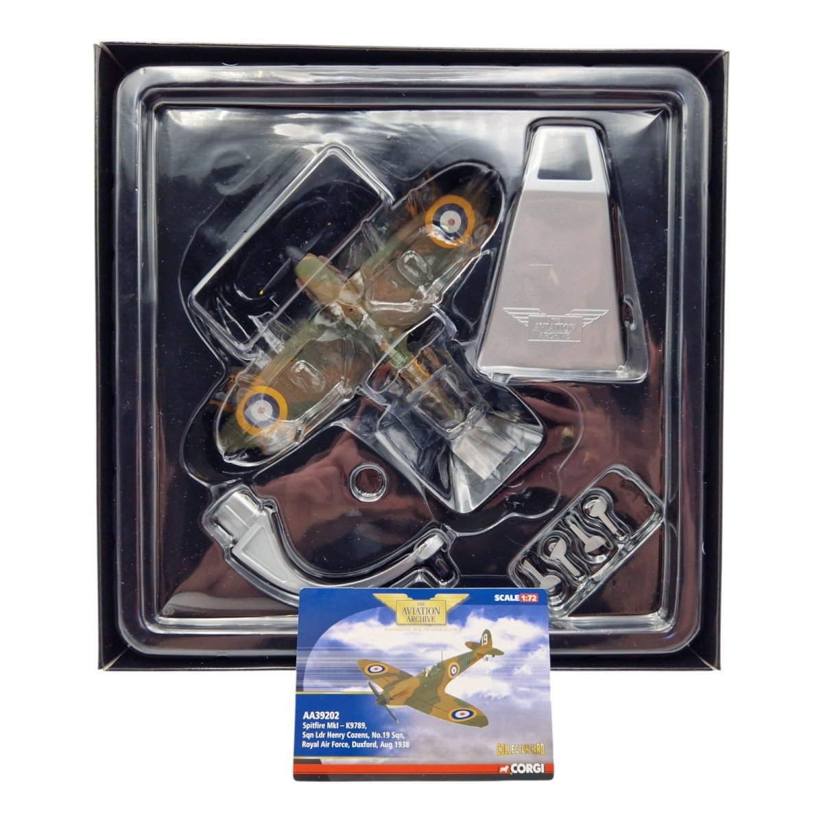 Corgi Aviation Archive 1:72 Spitfire MK1, Sqn Ldr Henry Cozens AA39202 - Corgi