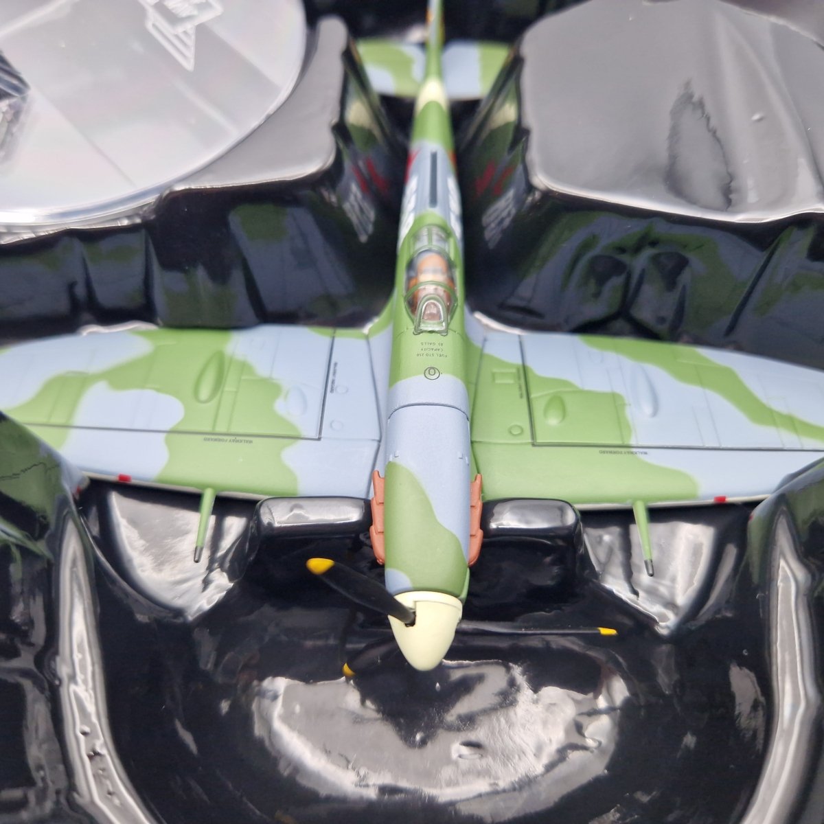 Corgi Aviation Archive 1:72 Spitfire MkVB, Russian AF, USSR AA31927 - Corgi