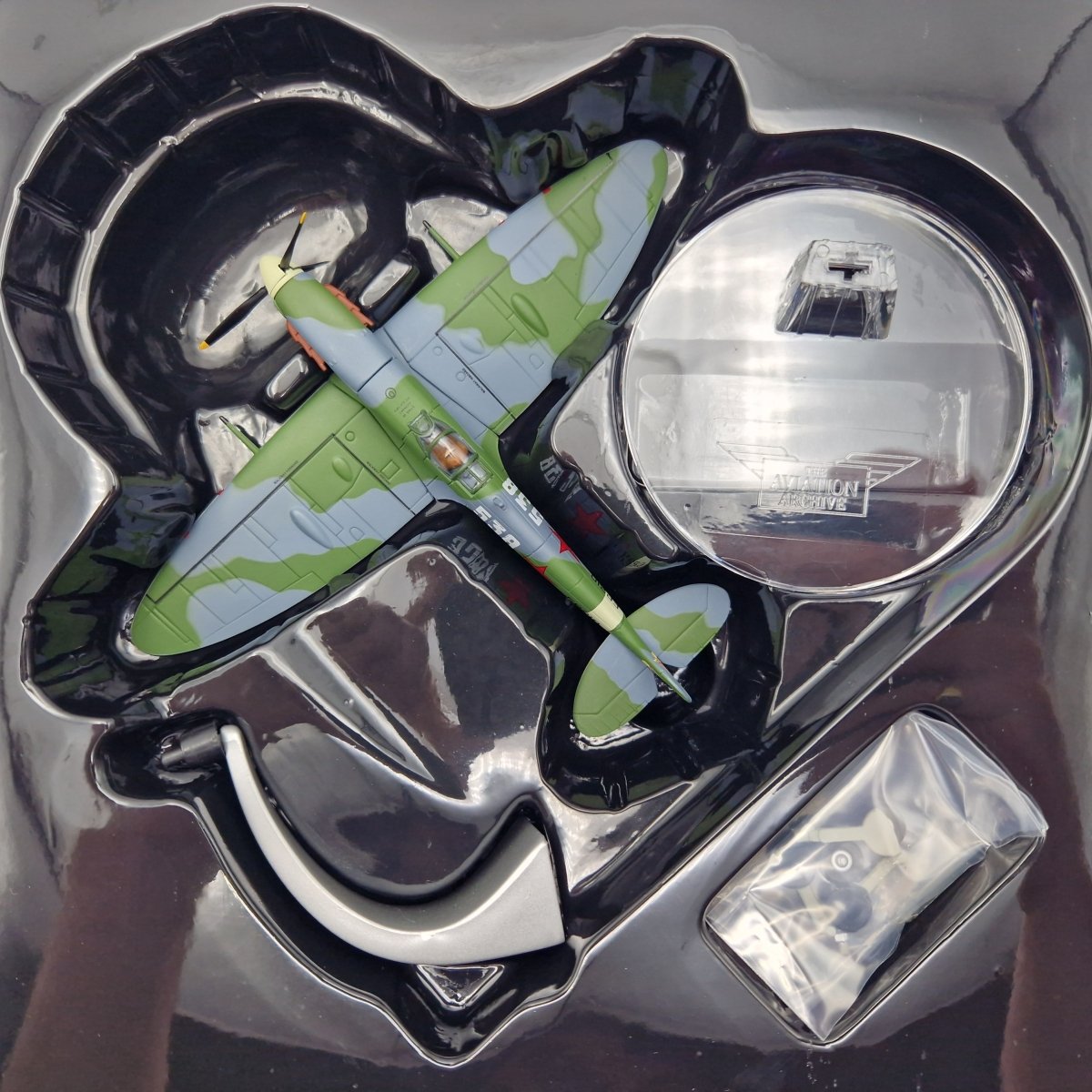 Corgi Aviation Archive 1:72 Spitfire MkVB, Russian AF, USSR AA31927 - Corgi