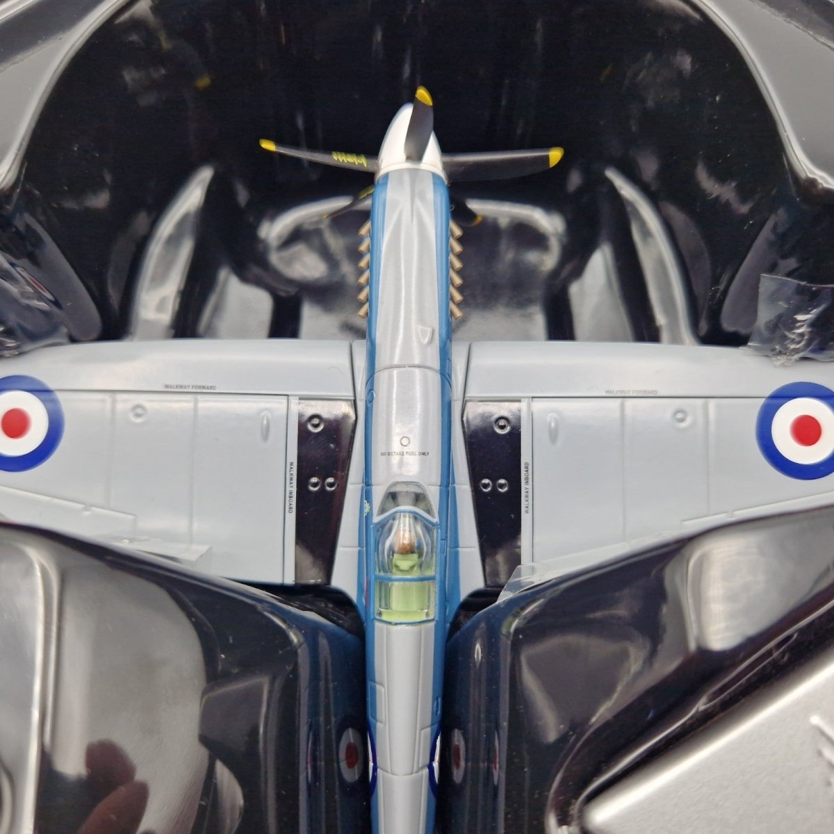 Corgi Aviation Archive 1:72 Spitfire PRXIX 'The Last' AA38704 - Corgi