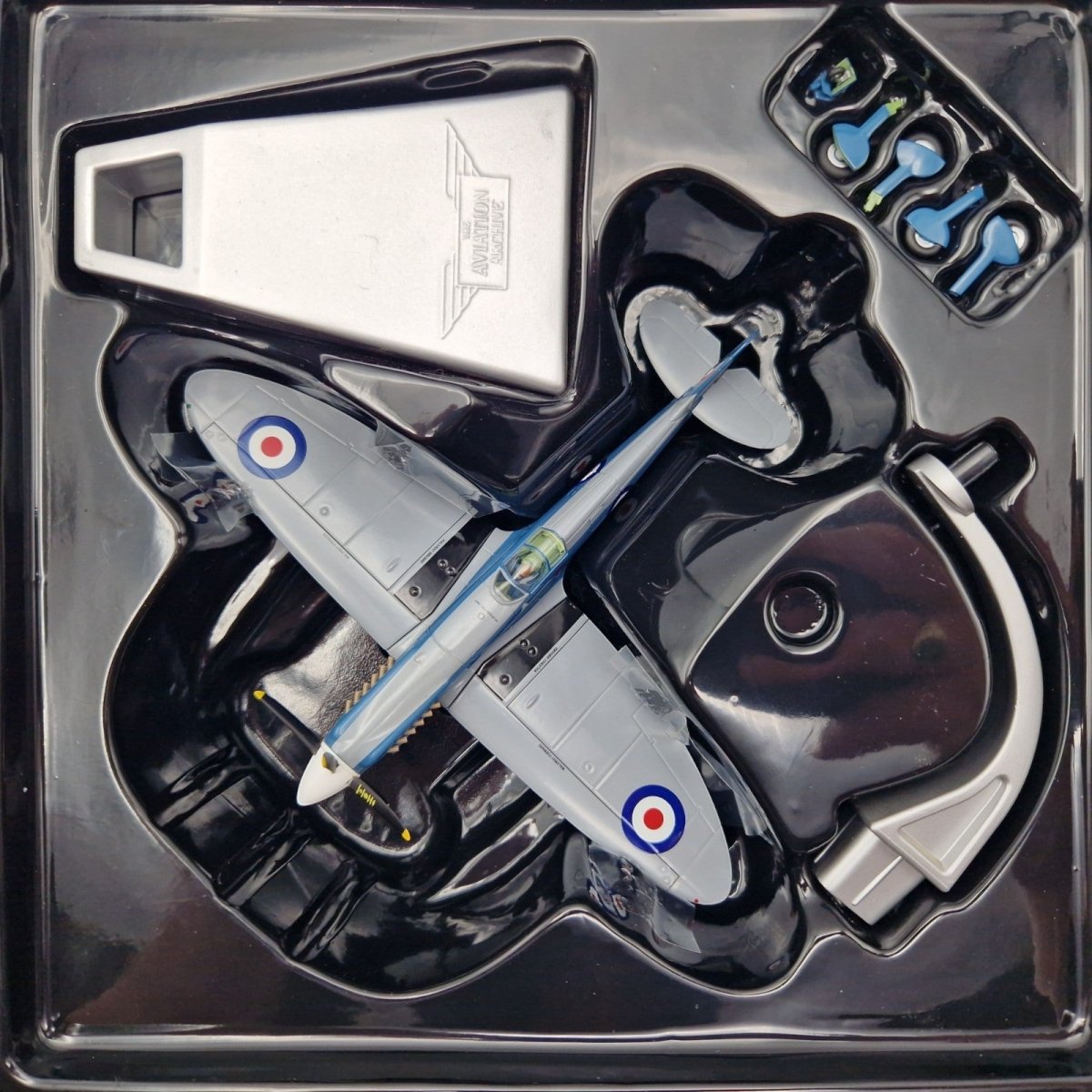 Corgi Aviation Archive 1:72 Spitfire PRXIX 'The Last' AA38704 - Corgi