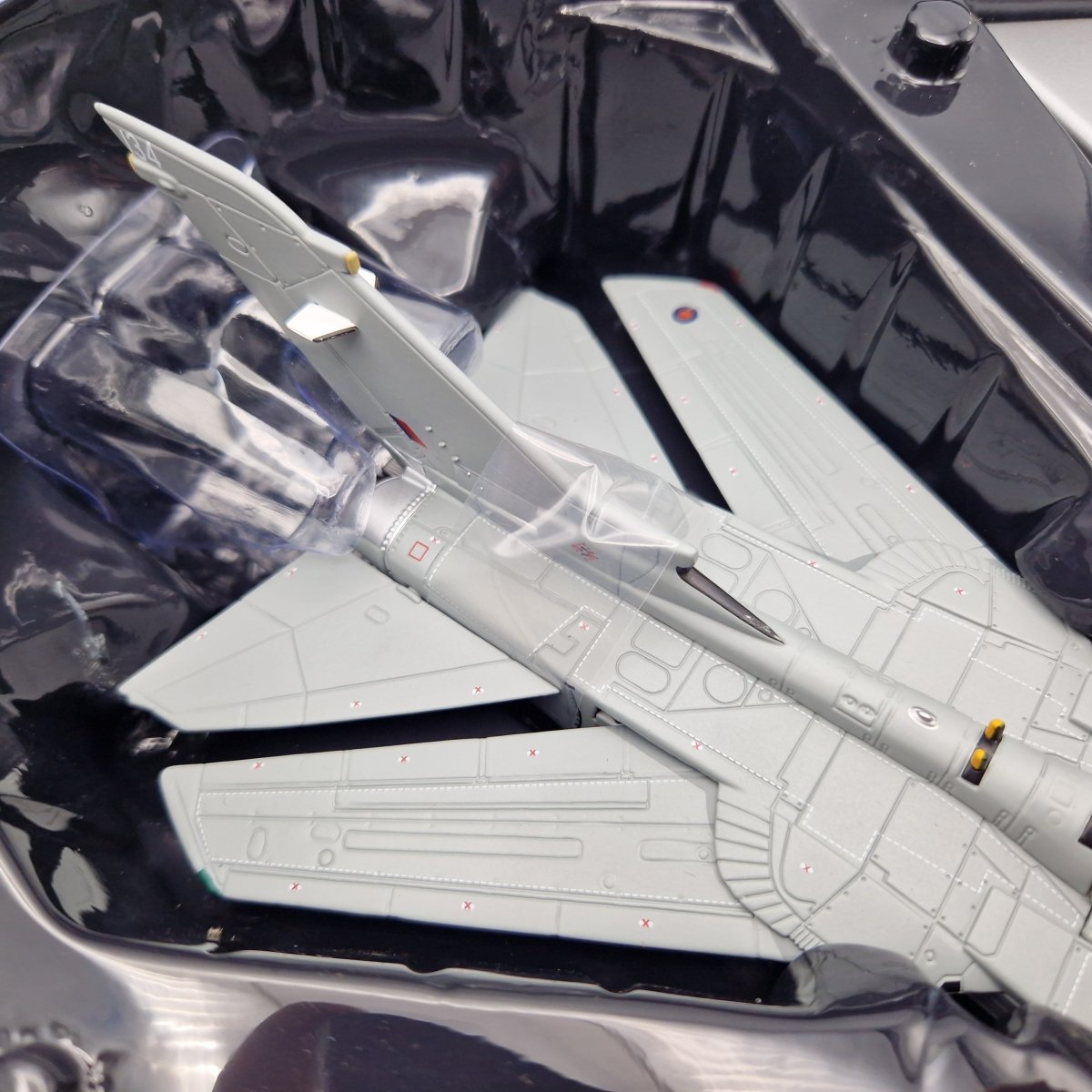 Corgi Aviation Archive 1:72 Tornado GR4 'Operation Ellamy' Libya AA33616 - Corgi
