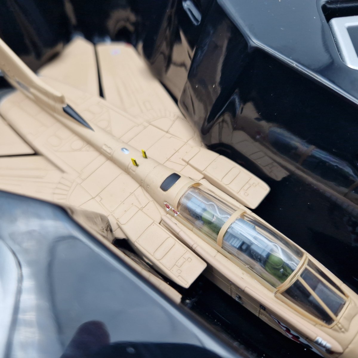 Corgi Aviation Archive 1:72 Tornado 'Mig Eater' RAF No.15 Sqn AA39806 - Corgi