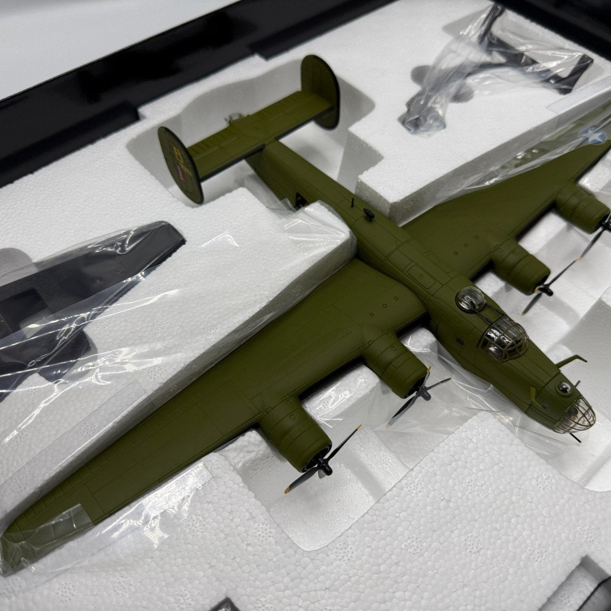 Corgi Aviation Archive 1:72 US34013 B - 24D Liberator Jerk’s Natural, Diecast NIB - Corgi