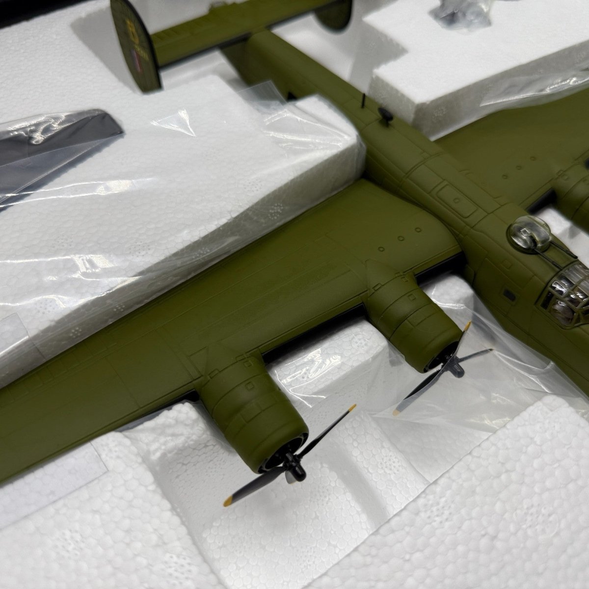Corgi Aviation Archive 1:72 US34013 B - 24D Liberator Jerk’s Natural, Diecast NIB - Corgi