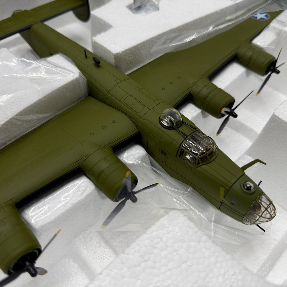 Corgi Aviation Archive 1:72 US34013 B - 24D Liberator Jerk’s Natural, Diecast NIB - Corgi