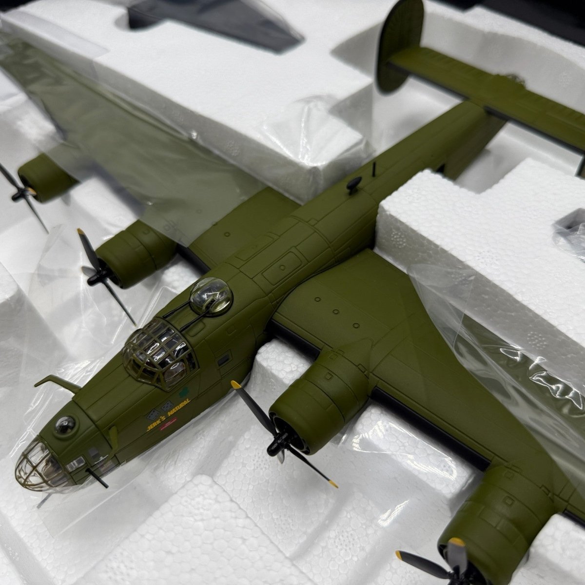 Corgi Aviation Archive 1:72 US34013 B - 24D Liberator Jerk’s Natural, Diecast NIB - Corgi