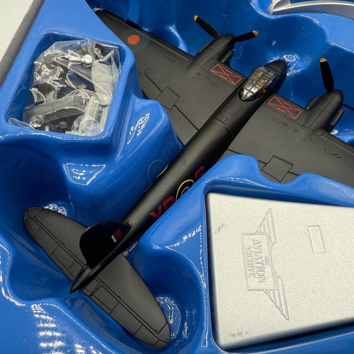 Corgi Aviation Archive AA32812 1:72 DH Mosquito NF MkII Special YP - S 23 Sqn 1942 - Corgi