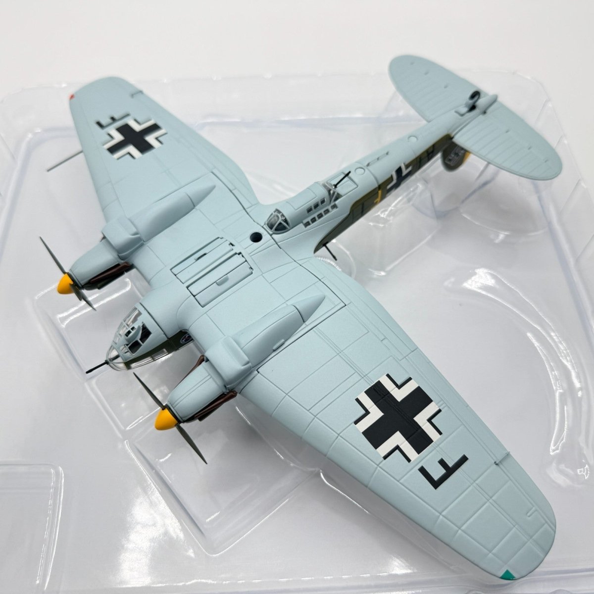 Corgi Aviation Archive AA33711 1:72 Heinkel He - 111 H - 3 KG53 Lille - Nord France - Corgi