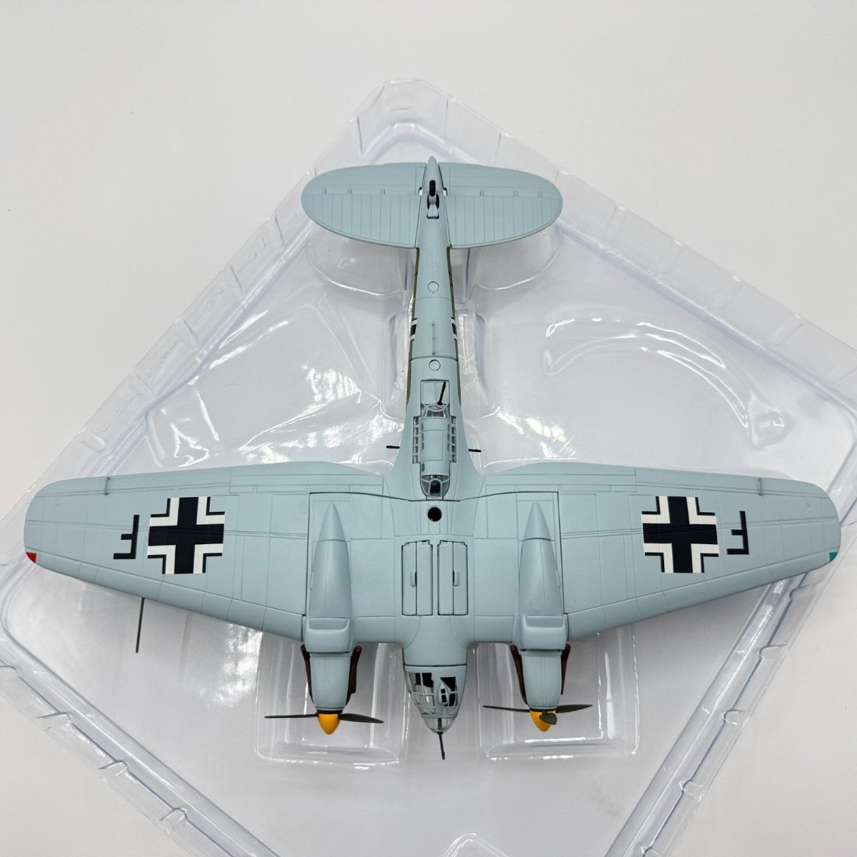 Corgi Aviation Archive AA33711 1:72 Heinkel He - 111 H - 3 KG53 Lille - Nord France - Corgi