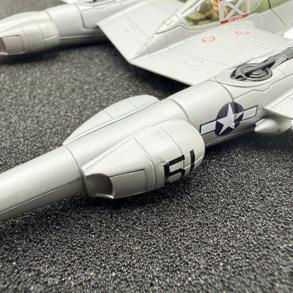 Corgi Aviation Archive AA36607 1:72 P - 38J Lightning 14th FG Triolo Italy 1944 - Corgi