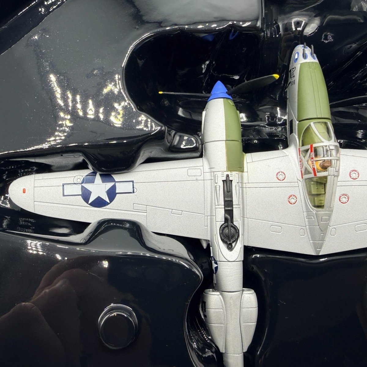 Corgi Aviation Archive AA36607 1:72 P - 38J Lightning 14th FG Triolo Italy 1944 - Corgi