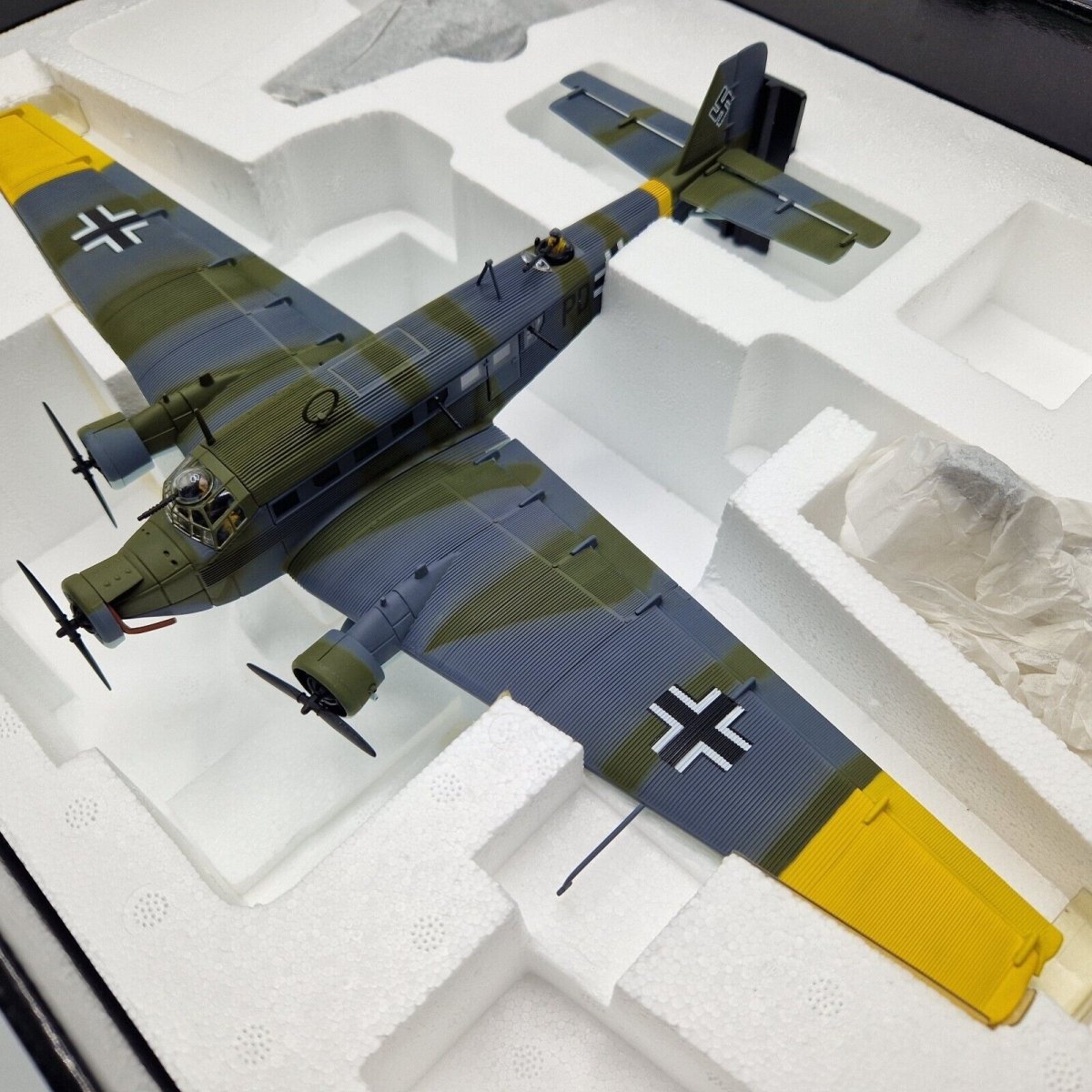 Corgi Aviation Archive AA36902 Junkers JU.52/3MG7E(MS),MSGr1,PD+KH Hungary 1944 -