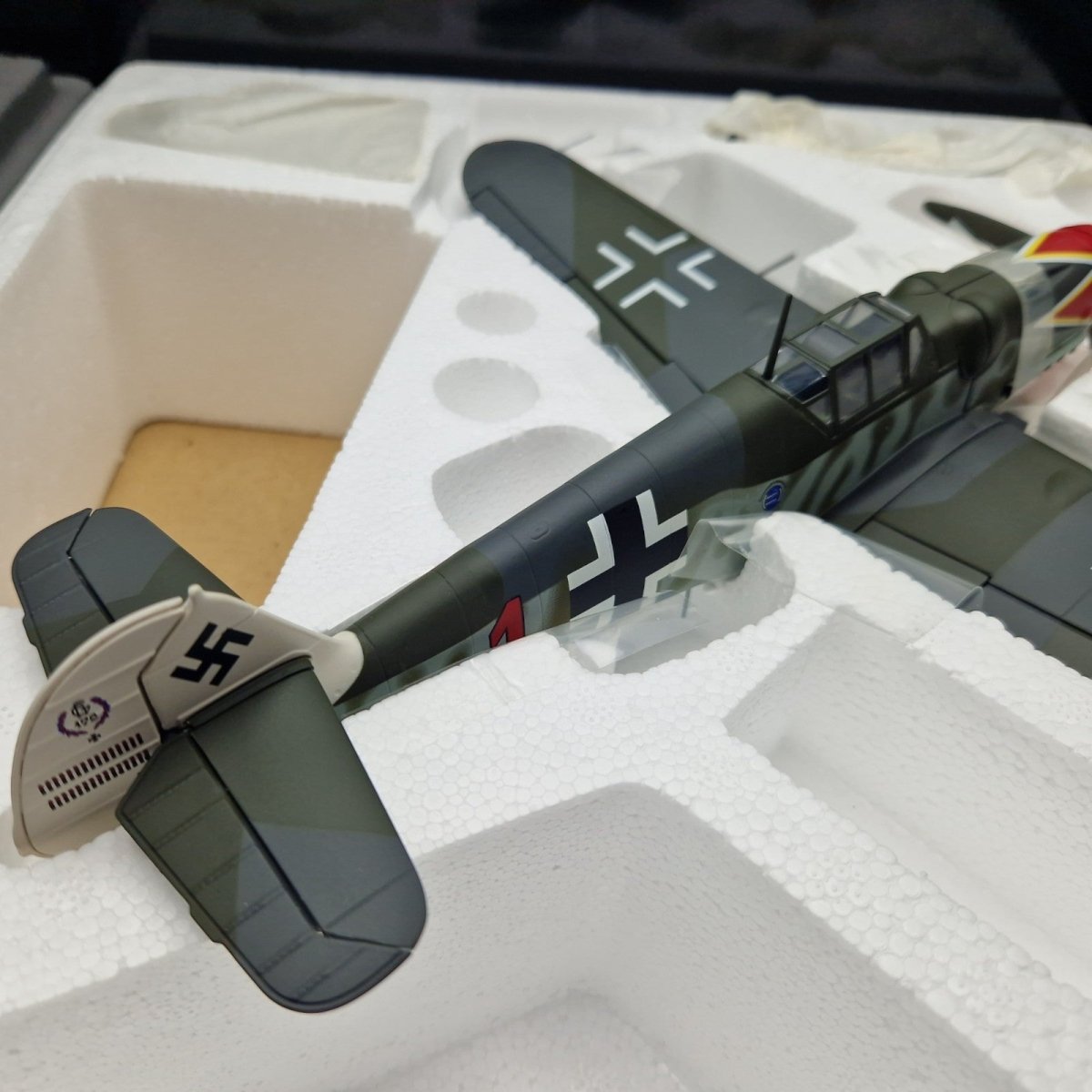 Corgi Aviation Archive BF109G - 6 "Red 1" Luftwaffe JG 50 AA34908 - Corgi