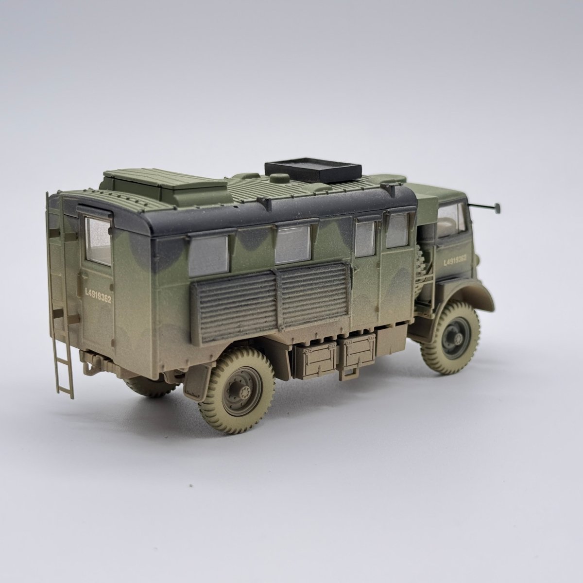 Corgi CC60306 1:50 Bedford QLR Wireless Body British Army 1945 - Corgi
