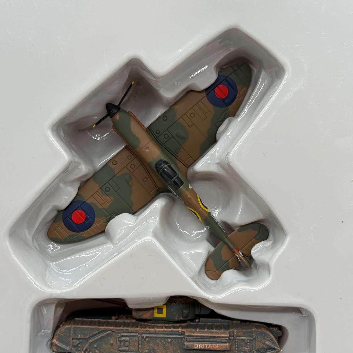 Corgi CSCW20004 Fighting Machines World War II Collection M4 Sherman Churchill Mk IV Willys Jeep Spitfire 4-Model Set - Corgi