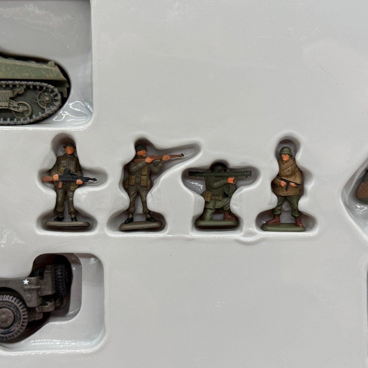 Corgi CSCW20004 Fighting Machines World War II Collection M4 Sherman Churchill Mk IV Willys Jeep Spitfire 4-Model Set - Corgi