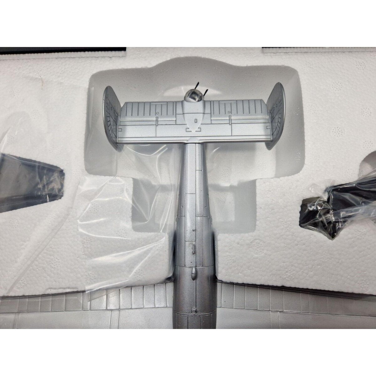 Corgi Aviation Archive 1:72 Nose Art B - 24J Liberator "Michigan" US34011 - Corgi