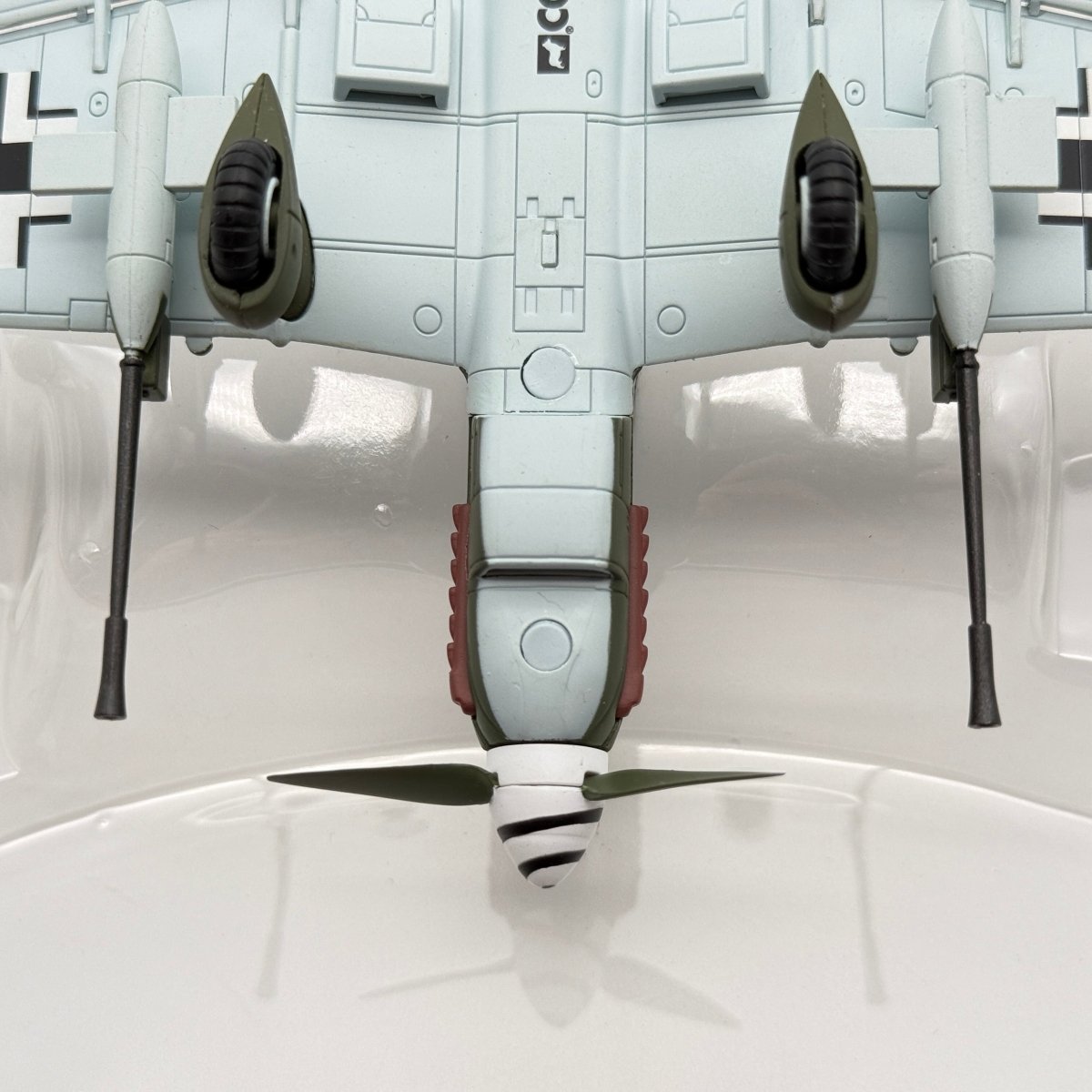 Corgi PR99407 1:72 Junkers Ju 87G-1 Stuka Luftwaffe Anti-Tank Section Briansk USSR April 1943 - Corgi
