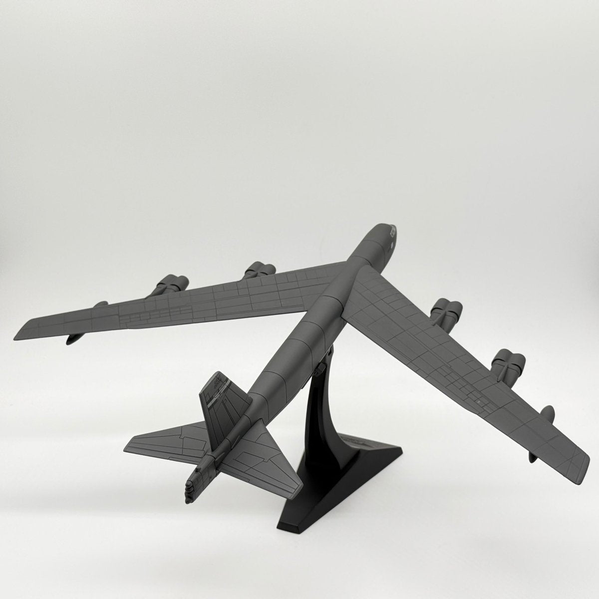 Corgi US33508 1:144 Boeing B-52H Stratofortress USAF SAC 7th BW 1990 - Corgi