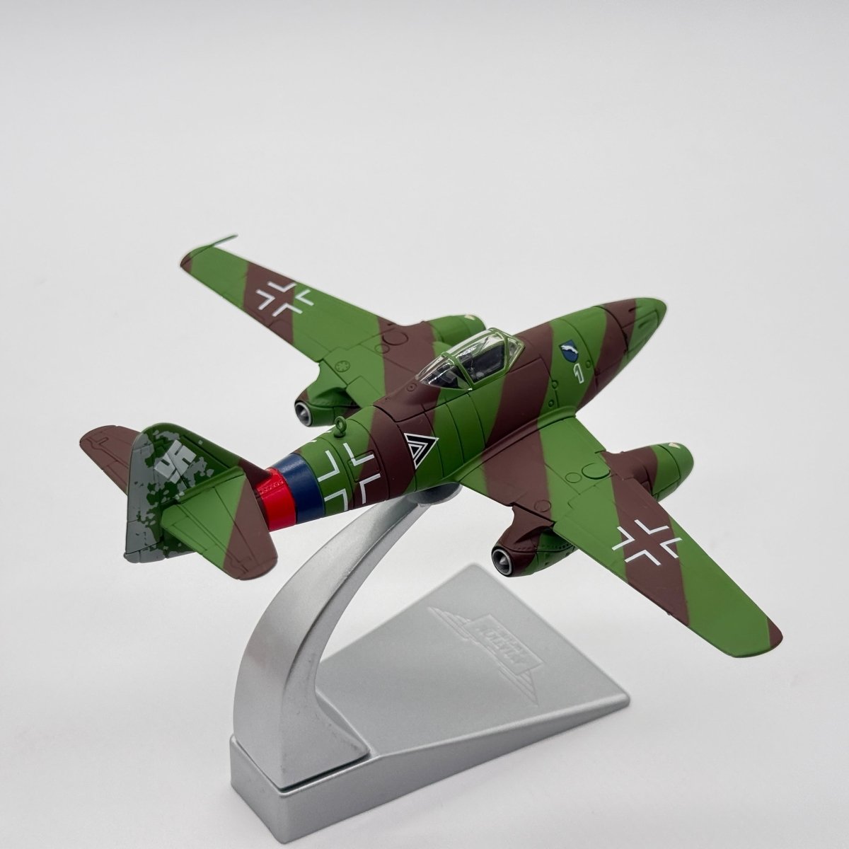 Corgi US35705 1:72 Messerschmitt Me 262A Luftwaffe III./JG 7 Green 1 Rudolf Sinner Germany 1945 - Corgi