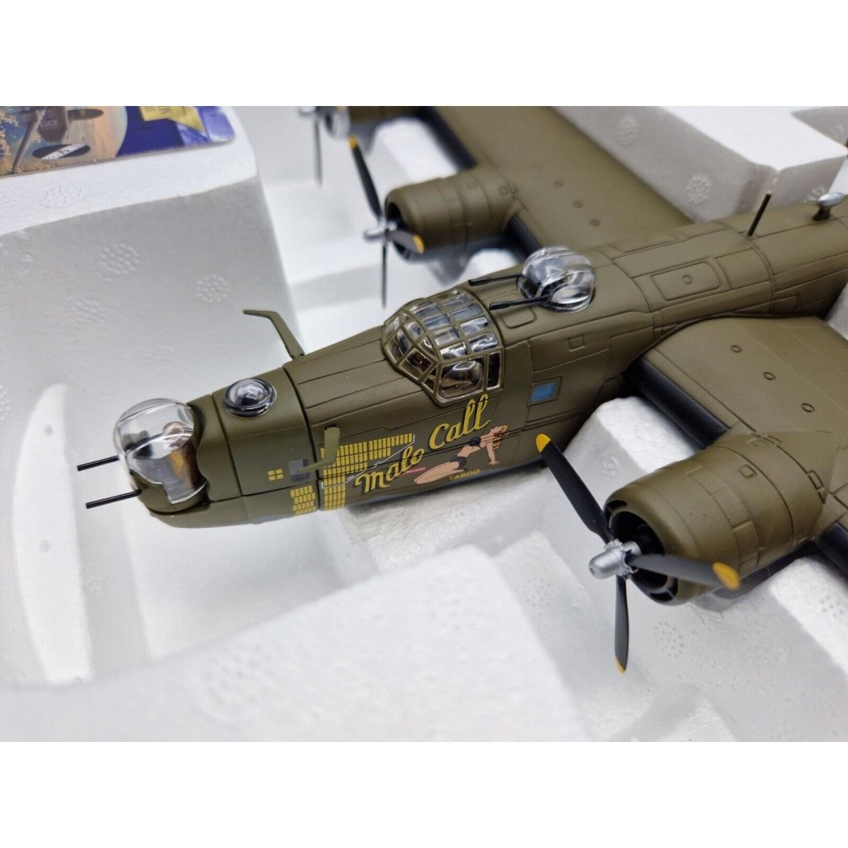 Corgi Aviation Archive 1:72 USAAF Consolidated B - 24 Liberator 'Male Call' AA34018 - Corgi