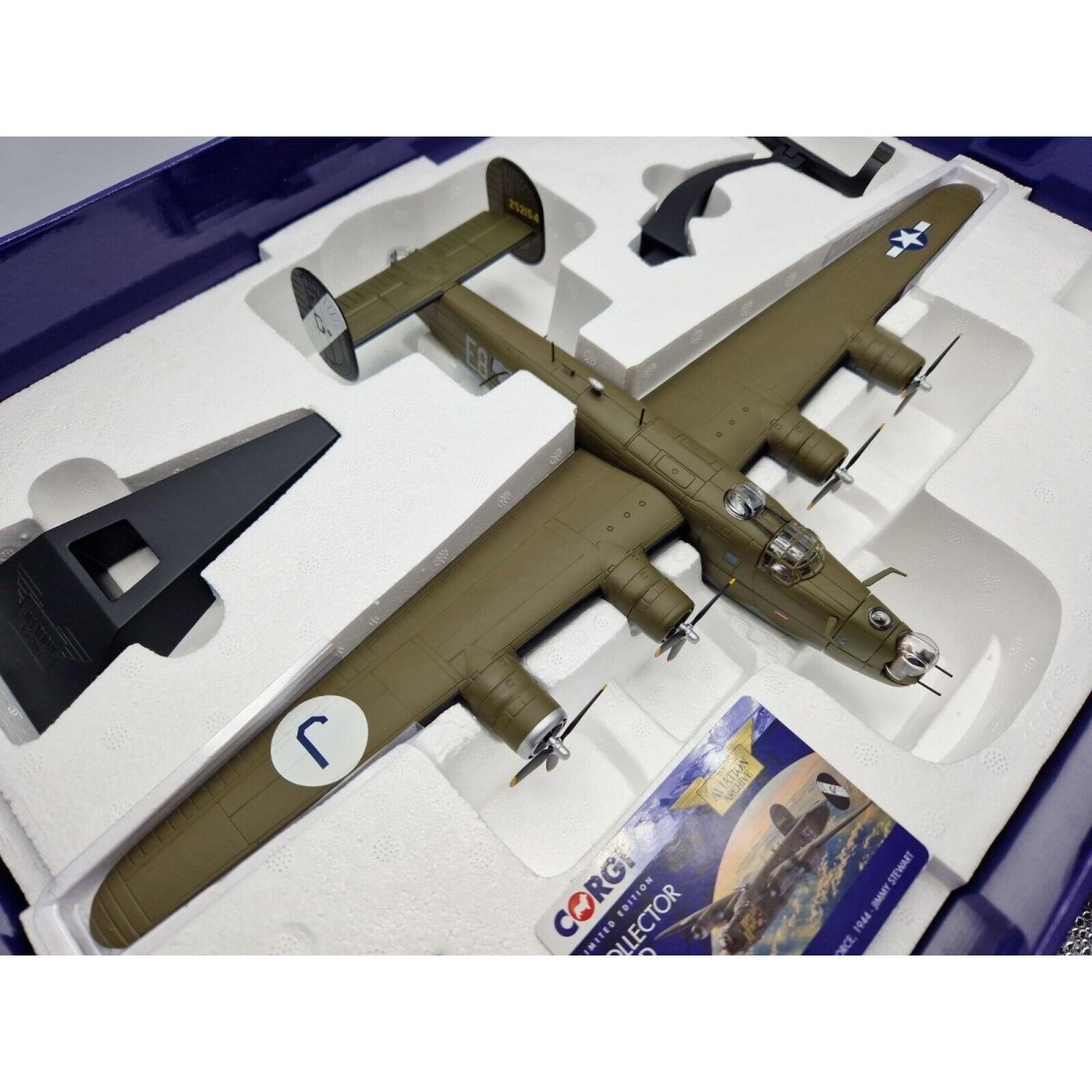 Corgi Aviation Archive 1:72 USAAF Consolidated B - 24 Liberator 'Male Call' AA34018 - Corgi