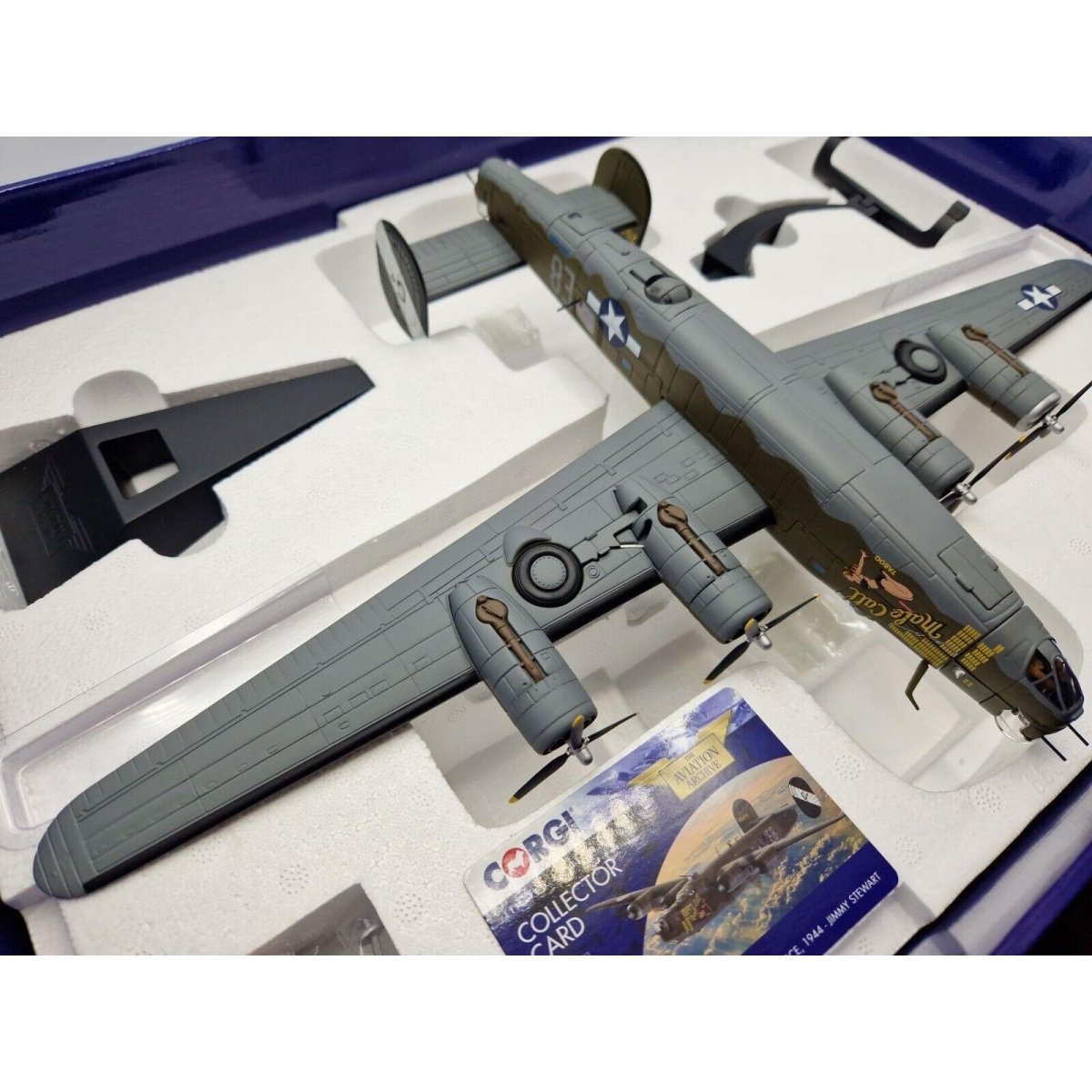 Corgi Aviation Archive 1:72 USAAF Consolidated B - 24 Liberator 'Male Call' AA34018 - Corgi